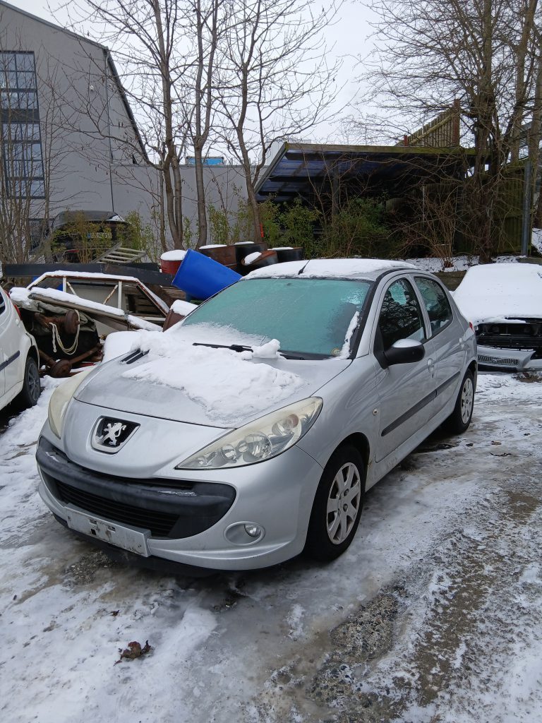 Peugeot 206+ – biler til ophug hos Søborg Autoophug