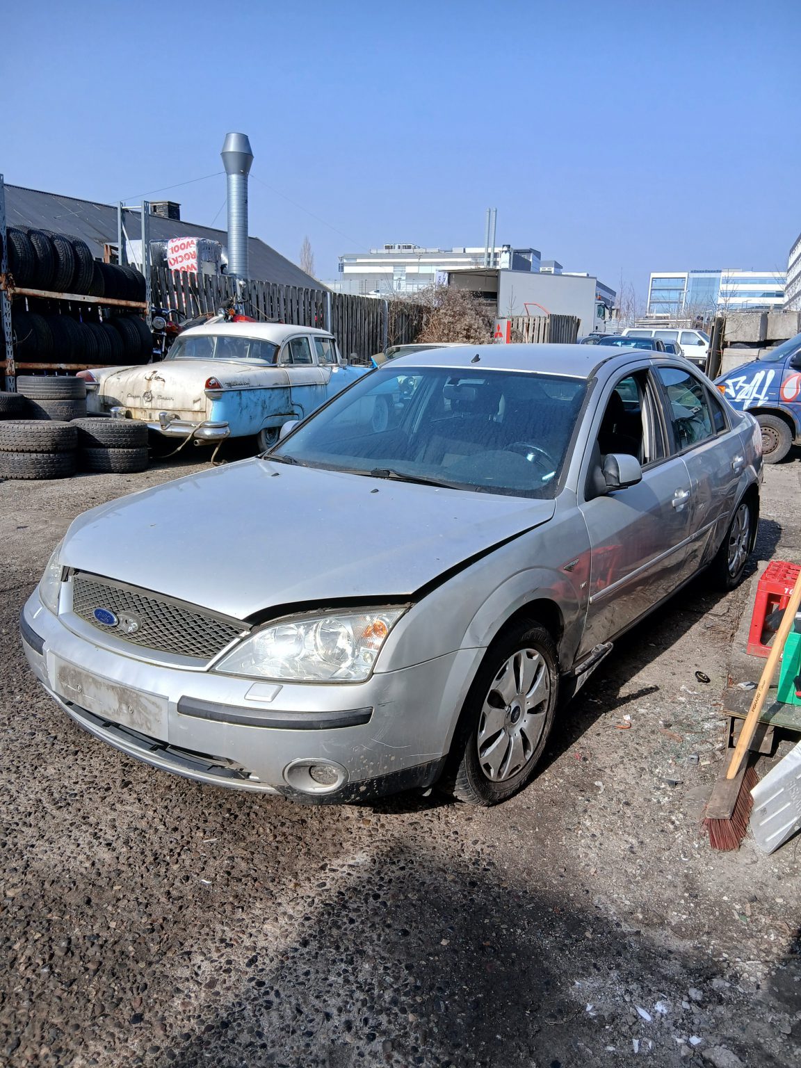 Ford Mondeo 2,5L V6 – biler til ophug hos Søborg Autoophug