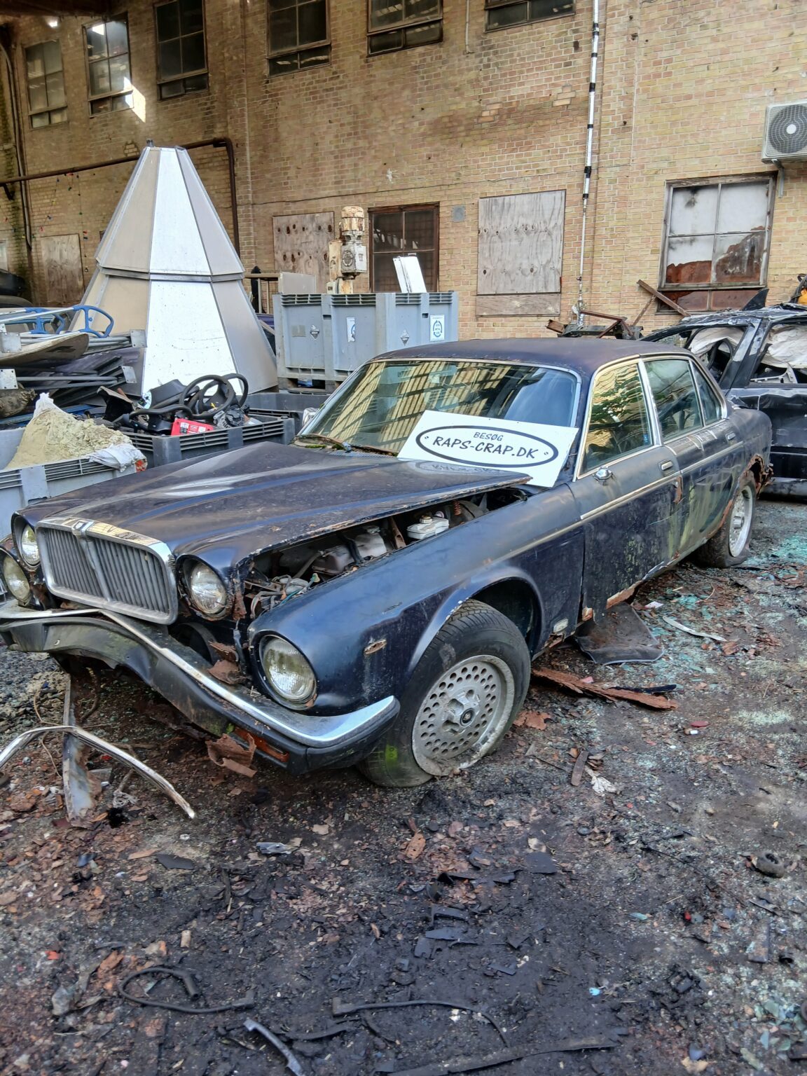Jaguar XJ6 – biler til ophug hos Søborg Autoophug