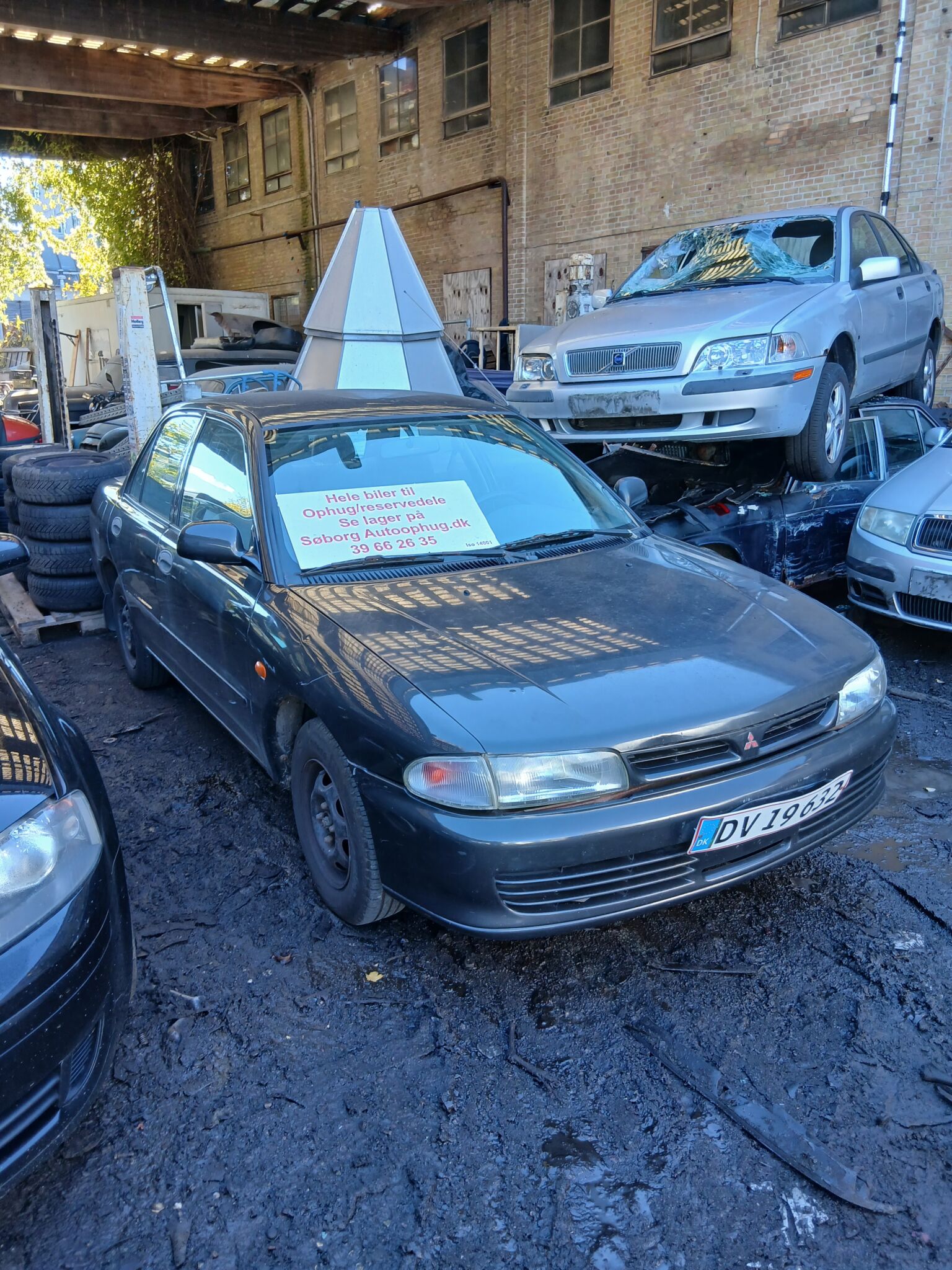Mitsubishi Lancer 1300 GLI – biler til ophug hos Søborg Autoophug